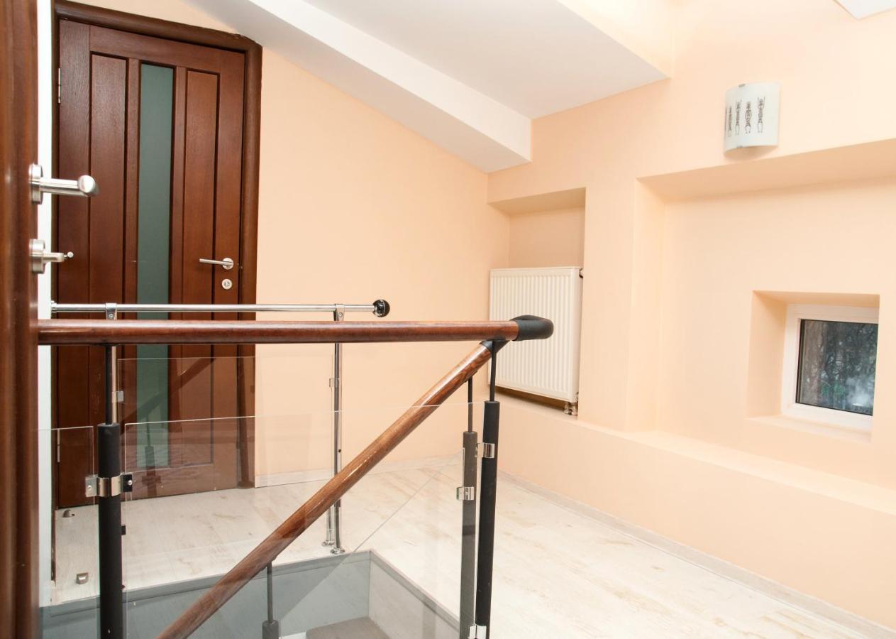 Apt In The Center Of The Town Near The Opera House Lviv Exterior photo